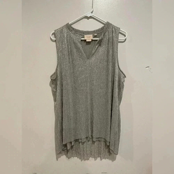 Anthropologie Vanessa Virginia Smocked Metallic Tank Top Women's Tunic NWT - Picture 5 of 6